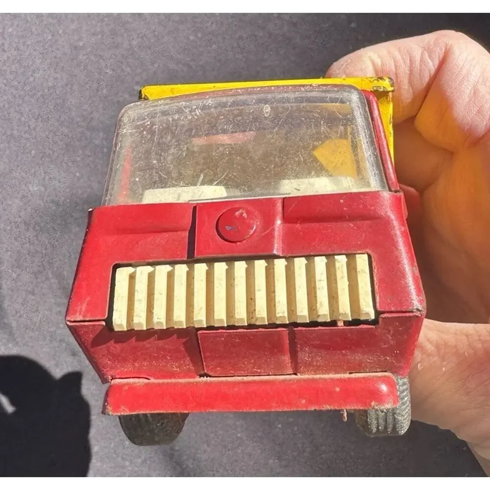 Tonka Tiny Dump Truck 1963 Red & Yellow Pressed Steel Metal Vintage -Lo14